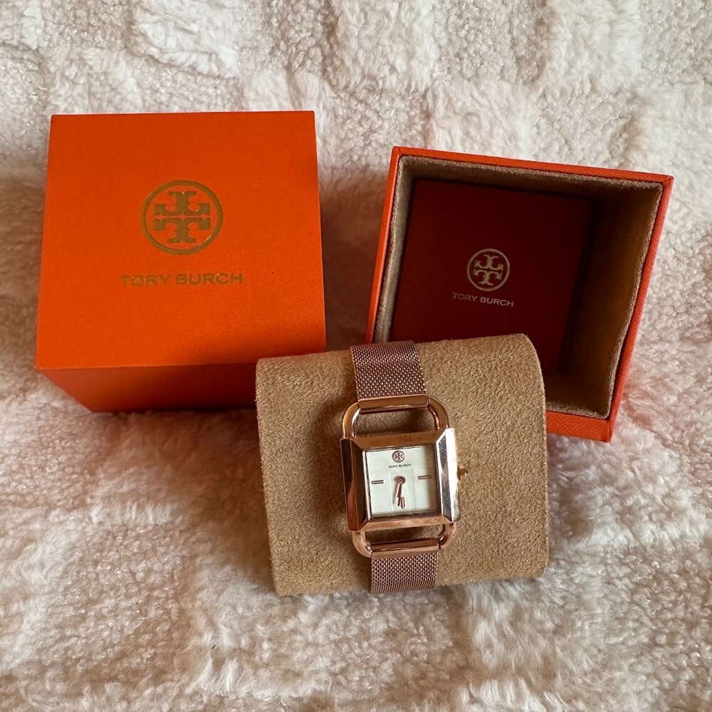 NWT! TBW7251 TORY BURCH Phipps Rose Gold-Tone Bracelet Watch Women - Picture 1 of 7